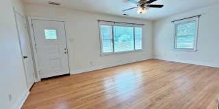 Rancher with Large Back Yard! Gallery 19