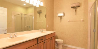 Wow!!! VISTA LAKES 4br 2ba POOL HOME with FENCED YARD... Pool & Lawn care included. Gallery 15