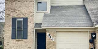 943 Creek Side Dr 943 Creek Side Dr Gallery 1