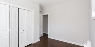 1606 West Belle Plaine Ave. Gallery 10