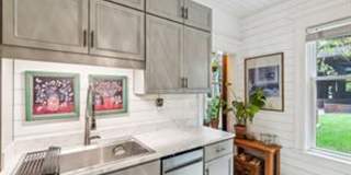Charming Historic Rental in Downtown Missoula Gallery 14