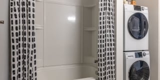 Tupelo Alley Gallery 33