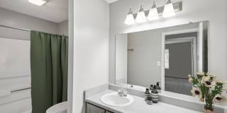 Hampton Point Gallery 9