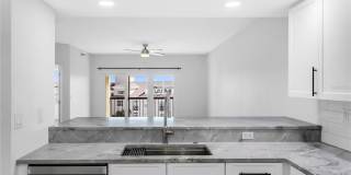 1000 S HARBOUR ISLAND BOULEVARD Gallery 10