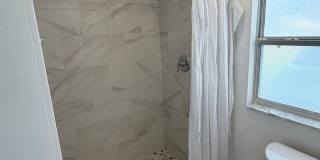 Completely renovated efficiency in Orlando Gallery 11