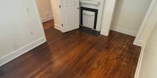 Two bedroom House For Rent S. Floyd Street Gallery 19