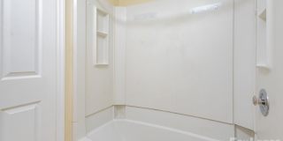 3131 Vestal Place Gallery 8