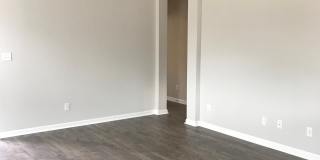 21224 West Grove Drive Gallery 3