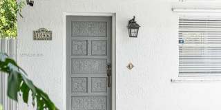 1044 SW 13th Ct Gallery 1