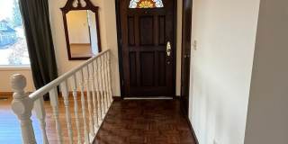 Beautiful One-Level Home with Sunroom, Vaulted Ceilings & Multiple Living Areas Gallery 6