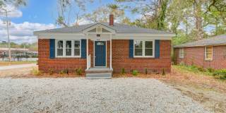 Fully Renovated 3-Bedroom Corner-Lot Gem Near Downtown Columbia  USC! Gallery 1