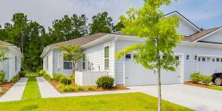 Beautiful 3 bedroom 2 bath Townhome in Savannah Quarters Gallery 1