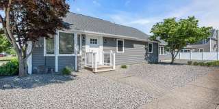 501 Forman Avenue Gallery 1