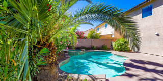 Southwest Pool Home With First Floor Bed And Bath Gallery 1