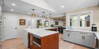 Gorgeous home in Englewood! Gallery 36