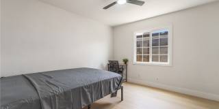28 Hansen Street Gallery 19