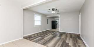 980 McTyre Court Gallery 6