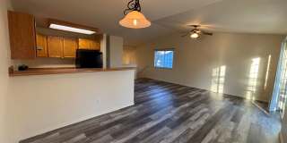 726-728 East Spokane Avenue Gallery 33