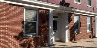 1 IRVINE Row Gallery 2