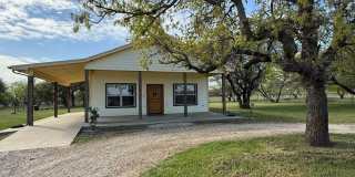 Acreage - HORSE PROPERTY - NO WATER BILL Peaceful Country Living Gallery 1