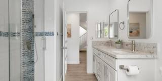 Stunning 5-Bed, 4-Bath Fully Furnished Home in Prestigious Huntington Harbour Stunning 5-Bed, 4-Bath Fully Furnished Home in Prestigious Huntington Harbour Gallery 9