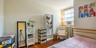 NW Rowhouse Near Georgetown University & Hospital Available Early August Gallery 15