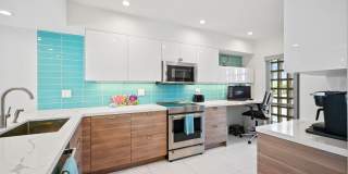 277 E Alejo Road unit: 215 Gallery 1