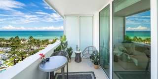 4391 Collins Ave Gallery 29