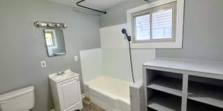 Spacious 4-Bedroom Home in North Canton – Prime Location Gallery 8