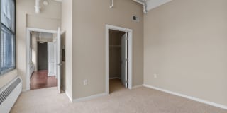 430 Oak Grove Gallery 39