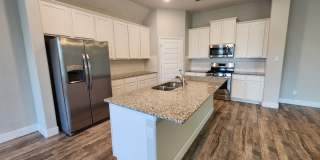 4/3/2 with office Near Gruene / Fridge Included / Loaded with Amenities / Large Backyard / CISD Gallery 11
