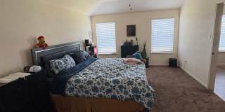 Beautiful 5 bedroom Gallery 11