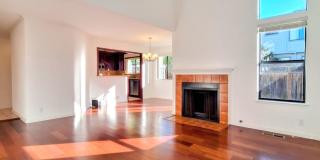 Beautiful 2bd Townhouse With Attached Garage, Private Patio, Pool/Hot Tub, & Clubhouse! Gallery 4