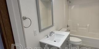 626 University Ave. Gallery 18