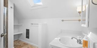 4 Bed, 2 Bath Long Term Rental in GU District Gallery 21