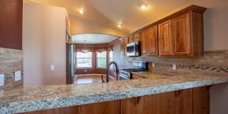 5 Bedroom Home in Windsor Colorado Gallery 15