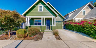 Bright and Beautiful 3 Bedroom, 2.5 Bathroom Single Family Home! Garbage Included! Gallery 1