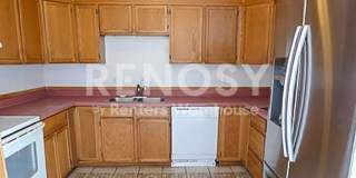 5 Bed 2 Bath | Denver Home Gallery 4