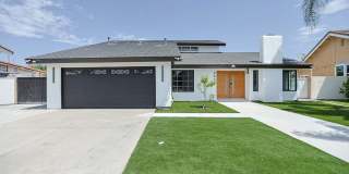 Luxury Fully Remodeled 4 Bed + 1 den / 4 Bath Home Near Mile Square Park – Approx. 2,500 Sq. Ft. Gallery 1