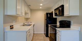 Updated 2 Bedroom, 2 bathroom located in a Gated Community!! Like living at a Resort!  Available May 1st!! Gallery 8