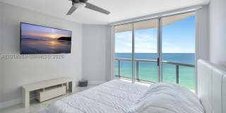 16425 Collins Ave Gallery 15