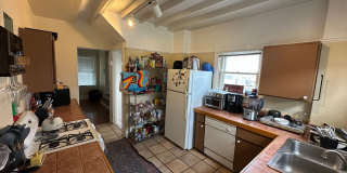 4 Bedroom House Available Next to UC Campus Gallery 7
