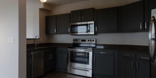 415 Premier Evanston Gallery 2