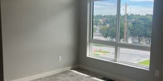 Luxury Living In Midtown - 3bed 2.5bath Townhome Gallery 12