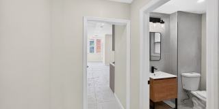 345 Walnut St Gallery 39