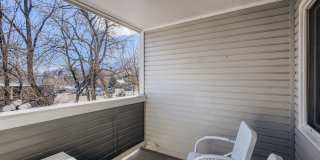 Lovely Pearl St. Condo 1 BDR/1 BA Downtown Boulder Gallery 5