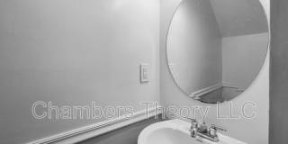 1309 Emerald St. NE Gallery 14