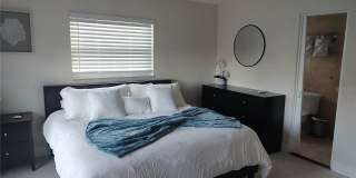 4165 13TH Lane NE Gallery 12
