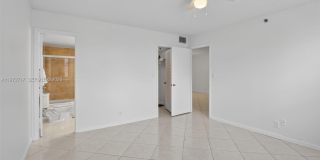 3300 W Rolling Hills Cir Gallery 15