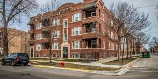 6748 S Blackstone Gallery 12